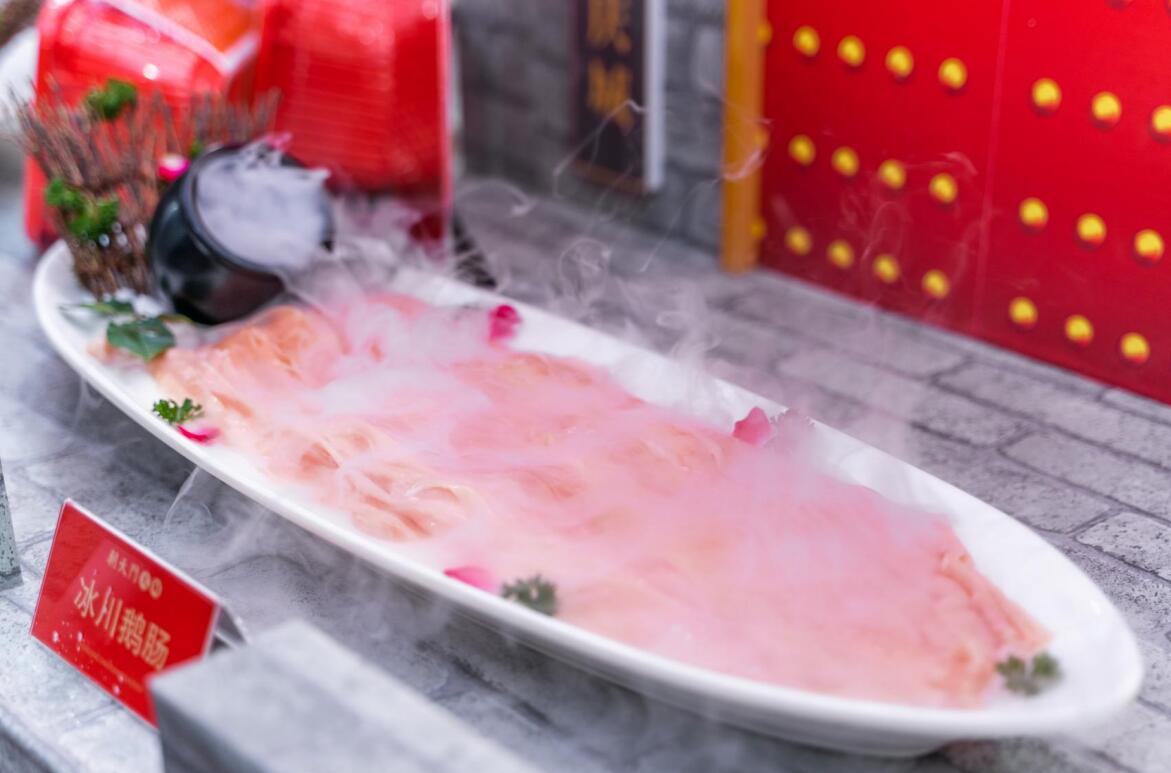 为什么重庆的火锅吃起来醇香又回味？